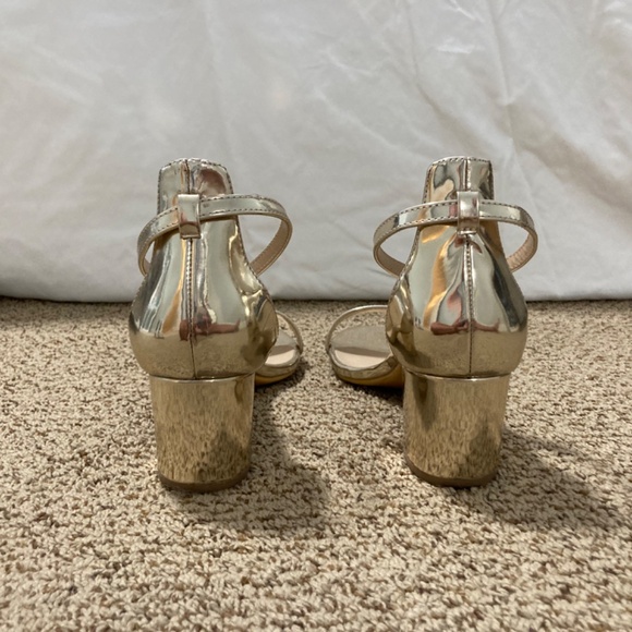 Golden block heels - Picture 3 of 5